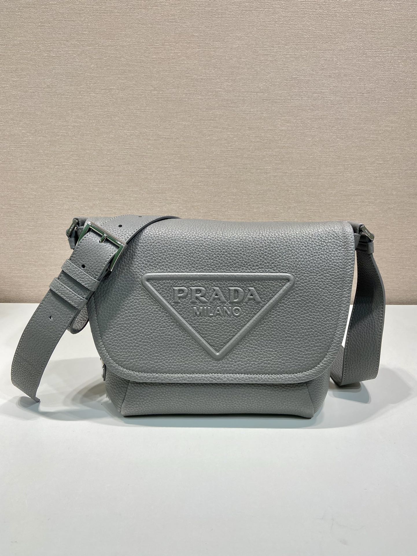 Prada_2VD056